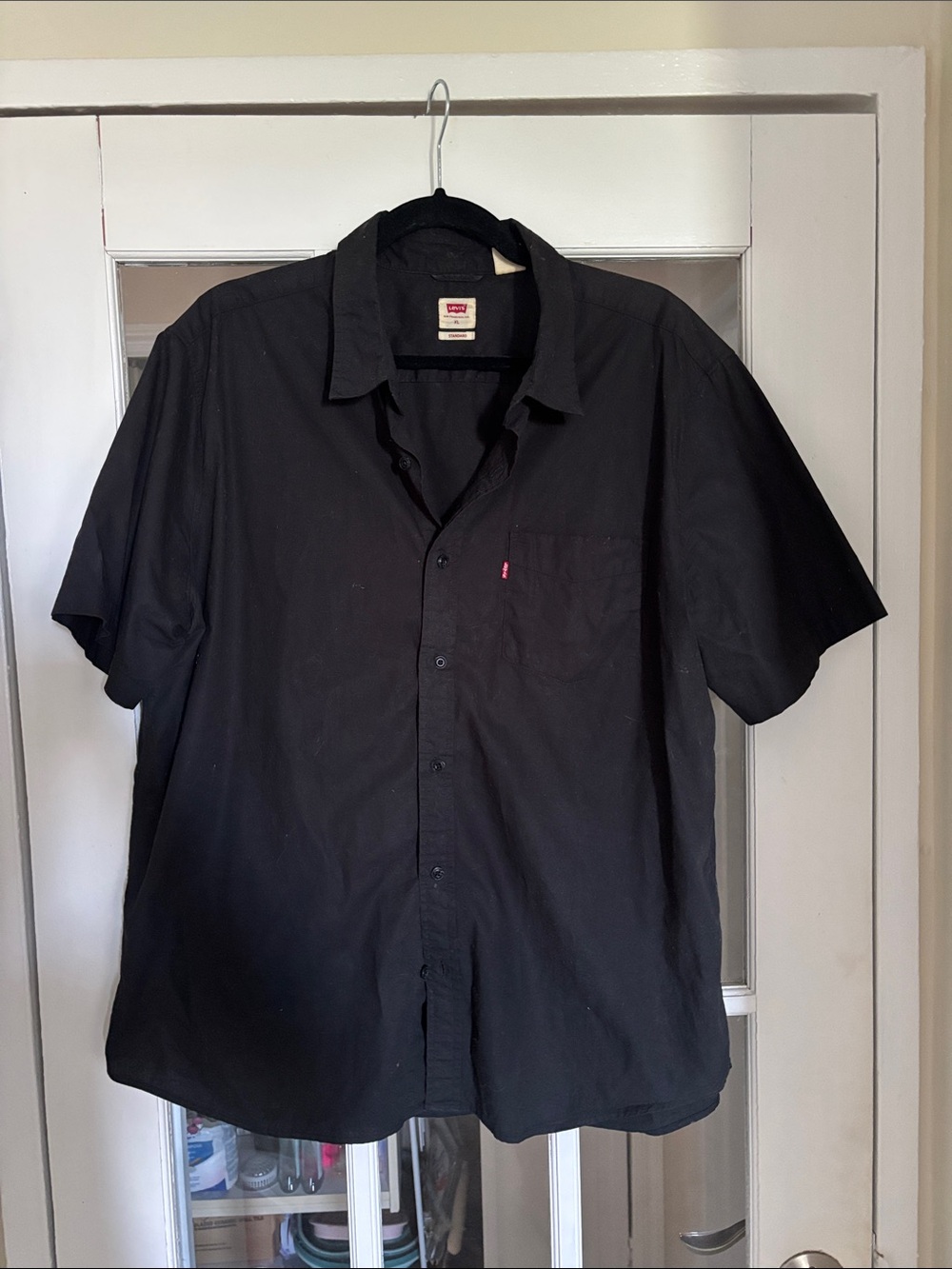 Men’s Levi’s Button Down Shirt